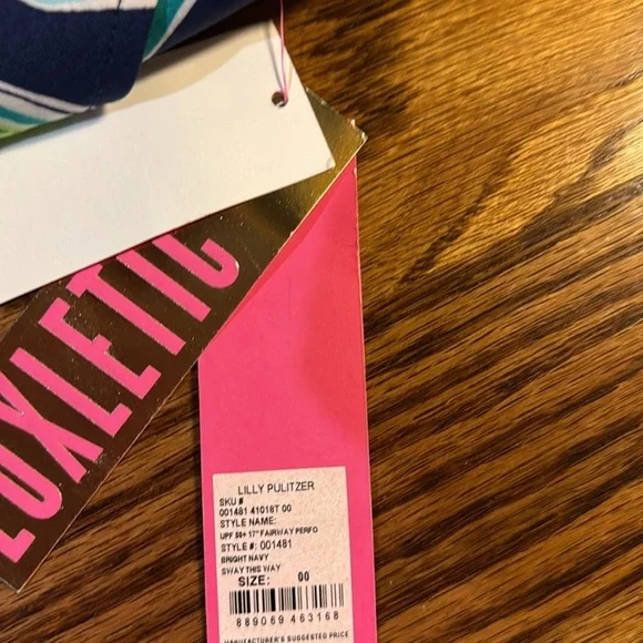 Lilly Pulitzer luxletic Fairway performance skort Bright navy sway  this way NWT - Picture 6 of 10